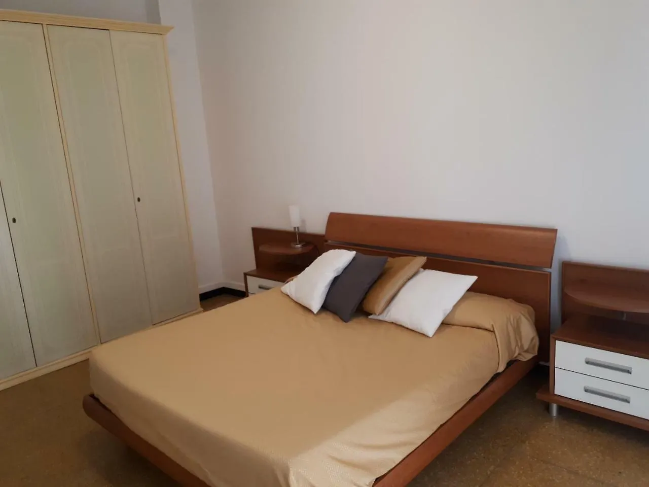 Apartment Appartamento Quadrilocale Albenga